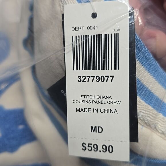 618 NWT Disney Lilo & Stitch Ohana Means Family Crewneck Size Medium - Picture 7 of 8